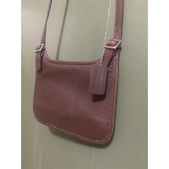 COACH Pocketbook Vintage Brown Leather Crossbody Bag Authentic Flap Close 9142 - Picture 4 of 15